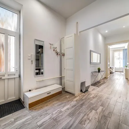 Moments By Stn Apartman Budapest